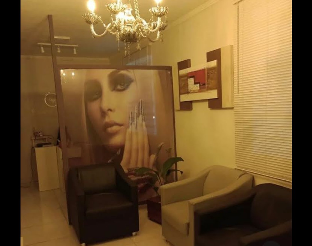 Daniela Rocha  · Profissional · Londrina - PR · foto de perfil